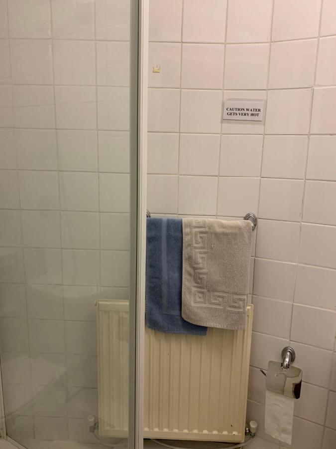 Fountains Hotel Рънкорн Екстериор снимка