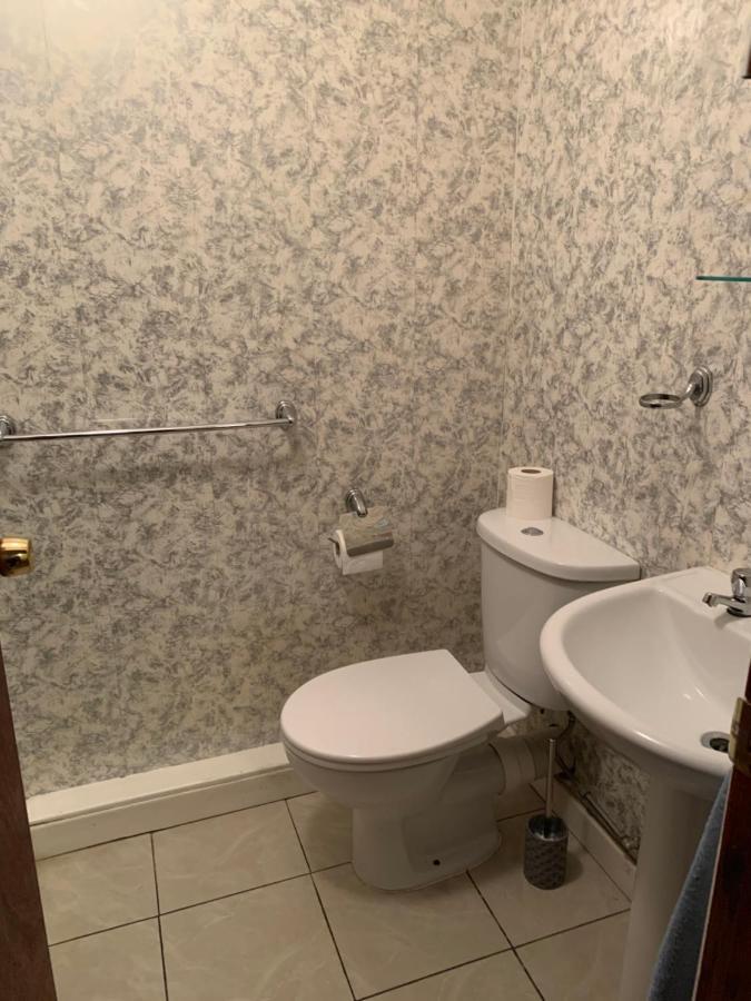 Fountains Hotel Рънкорн Екстериор снимка